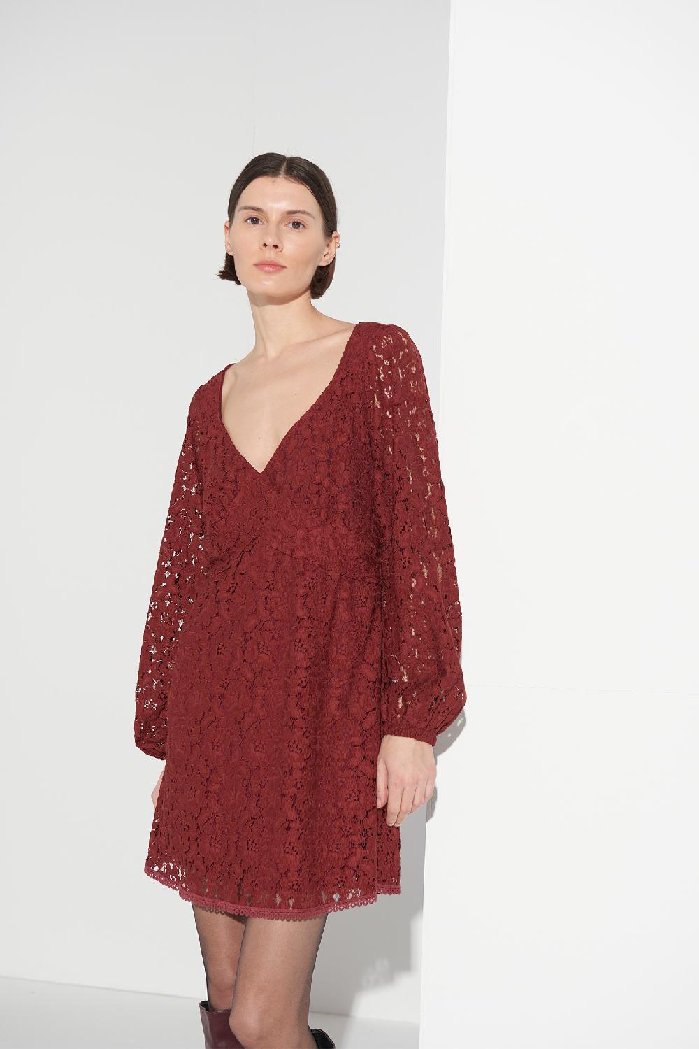 Soallure ABITO CORTO CON SCOLLO A V IN PIZZO Hotsell