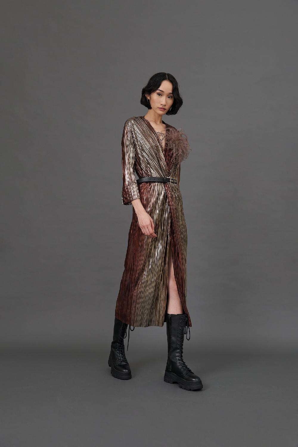 Soallure CINTURA SOTTILE IN VERA PELLE CON BORCHIE Pezzi Unici