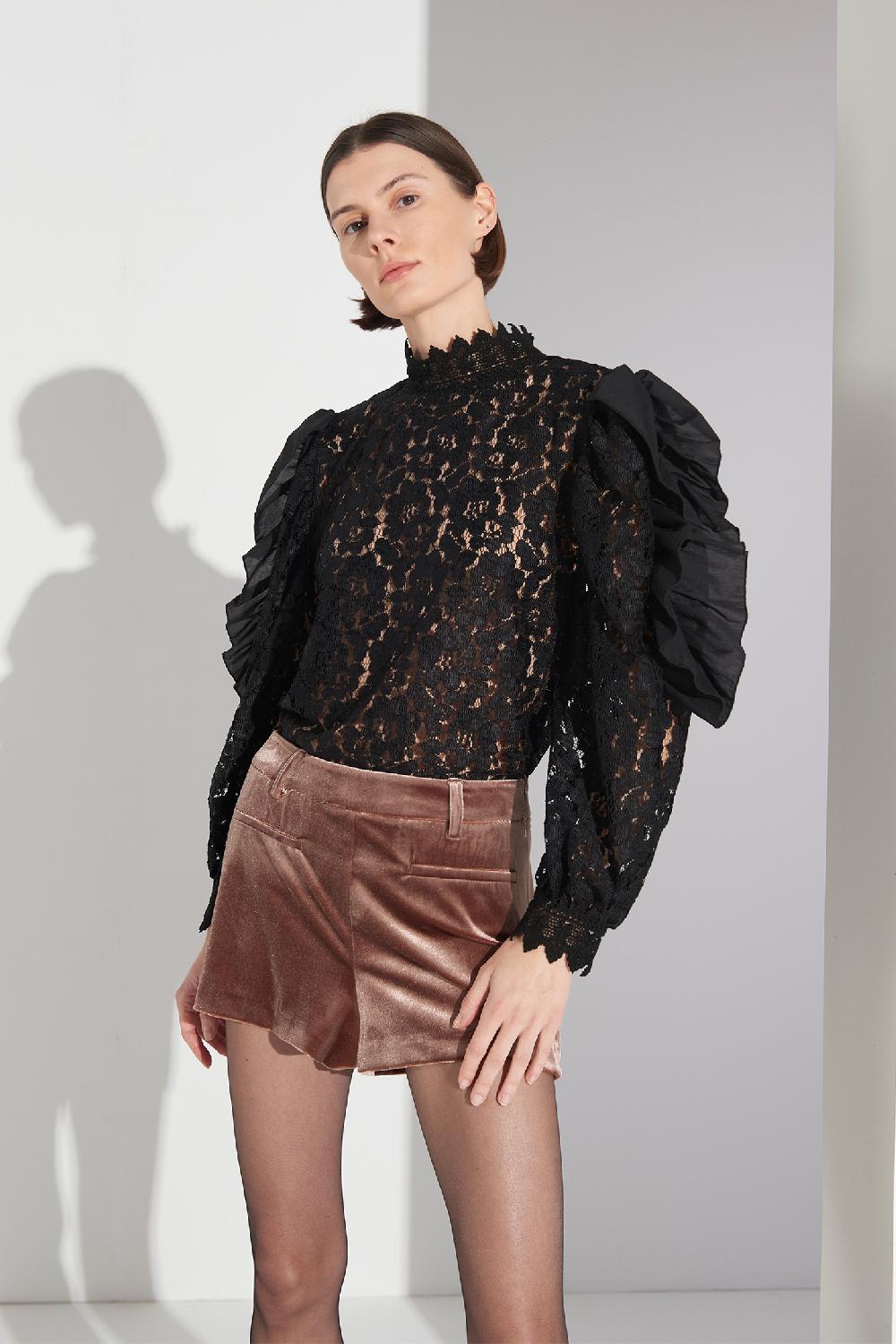 Soallure BLUSA MANICHE LUNGHE PIZZO Promozione Limitata