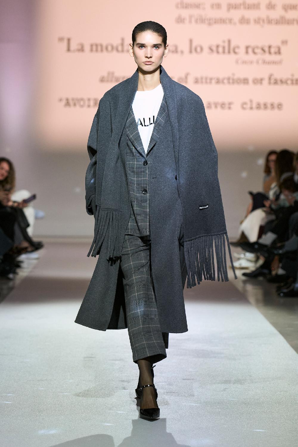 Soallure GIACCA CON DOPPIA ABBOTTONATURA A FANTASIA Sconto