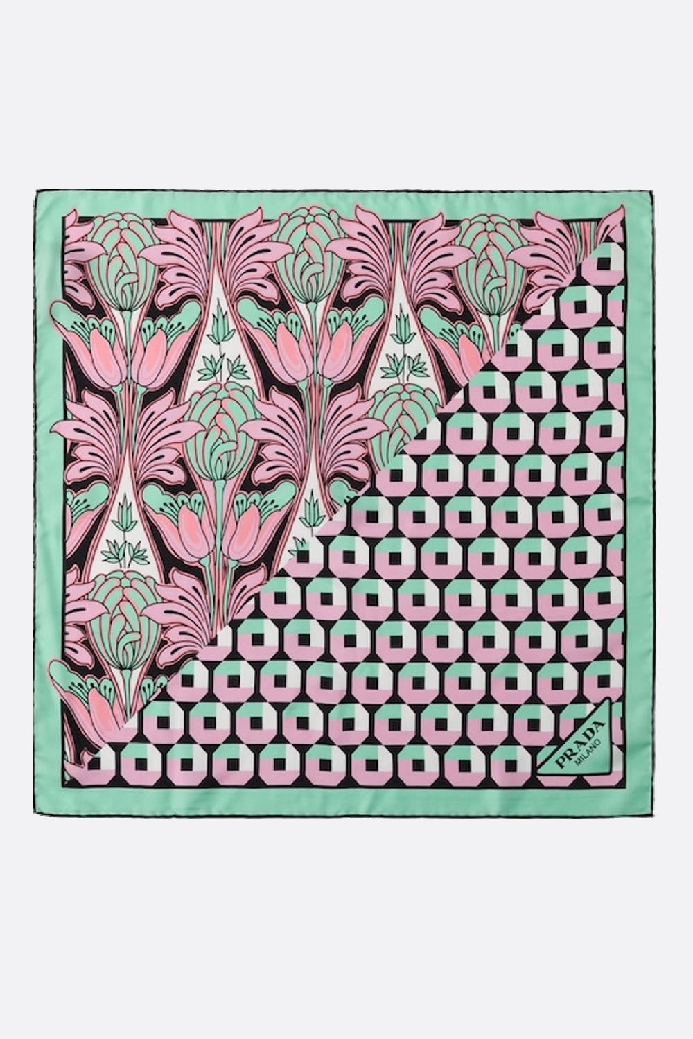 PRADA foulard stampato in twill di seta In Vendita