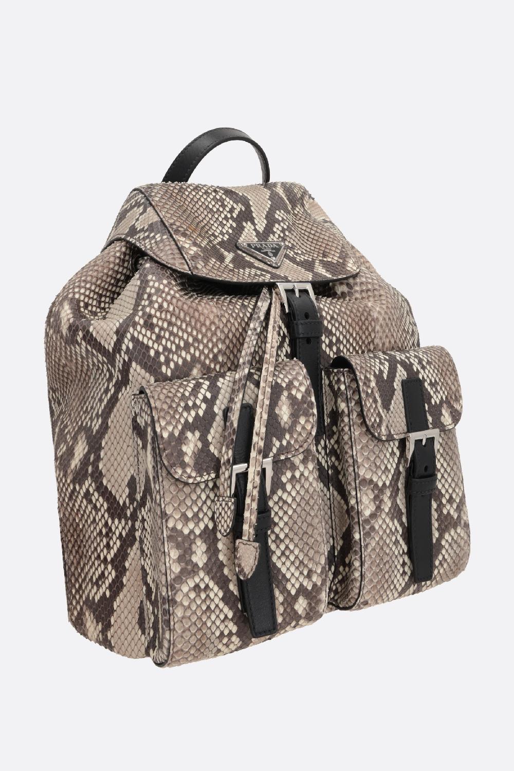 PRADA zaino small in pitone Negozio