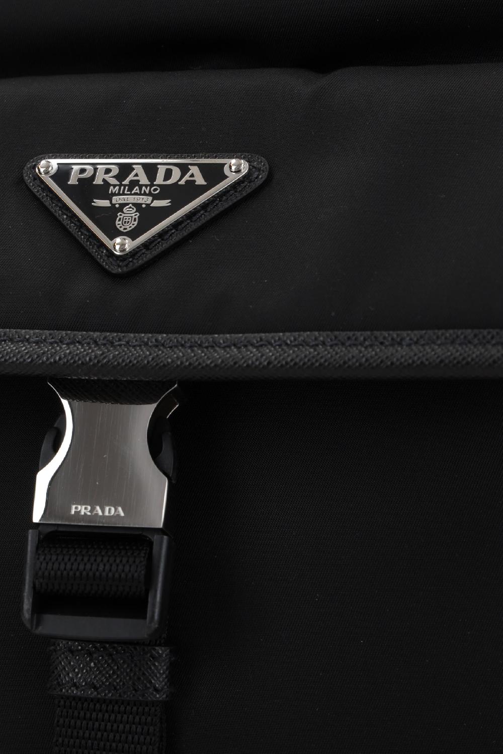 PRADA borsa a tracolla in Re-Nylon Nuova