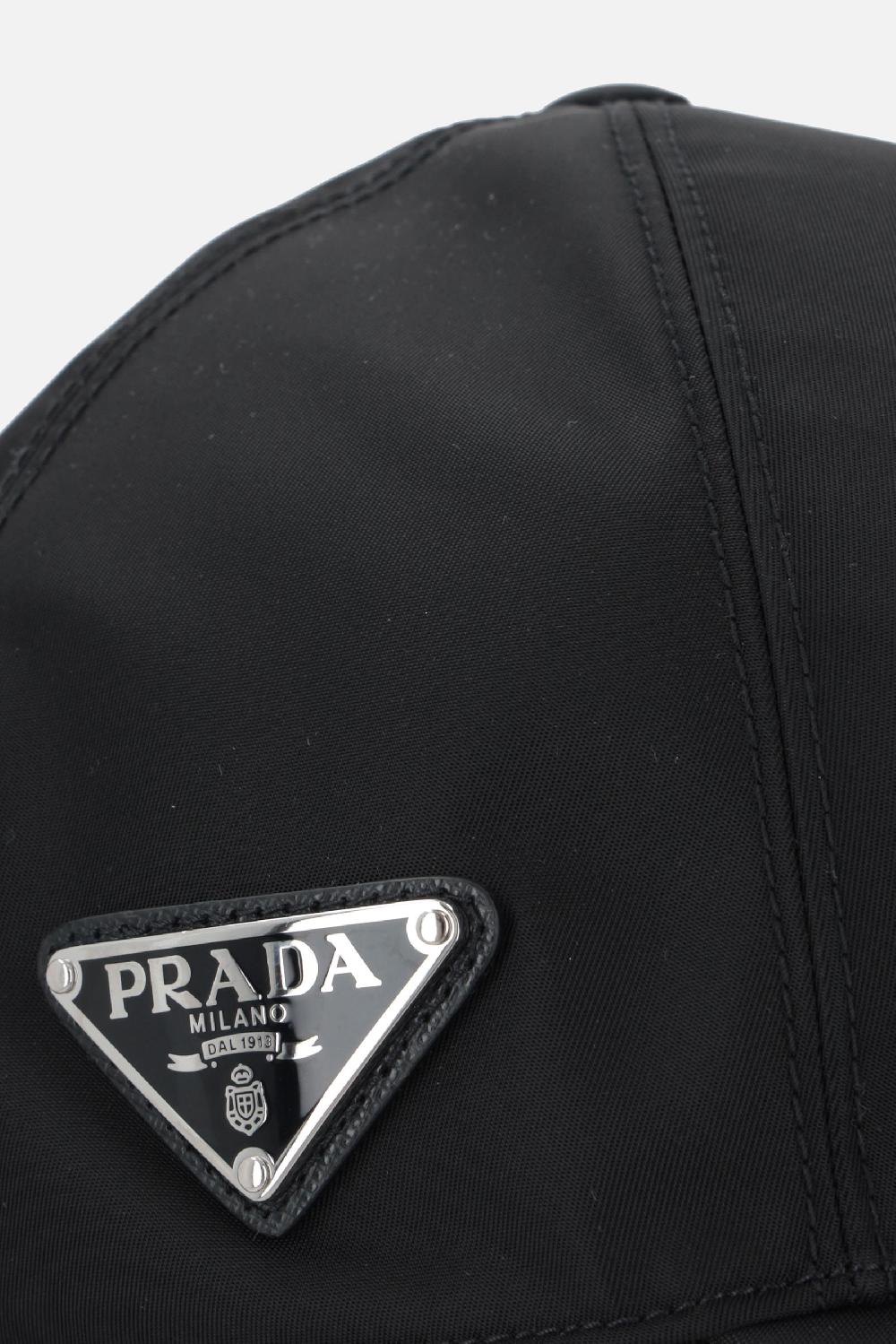 PRADA cappello baseball in Re-Nylon con logo Offerta