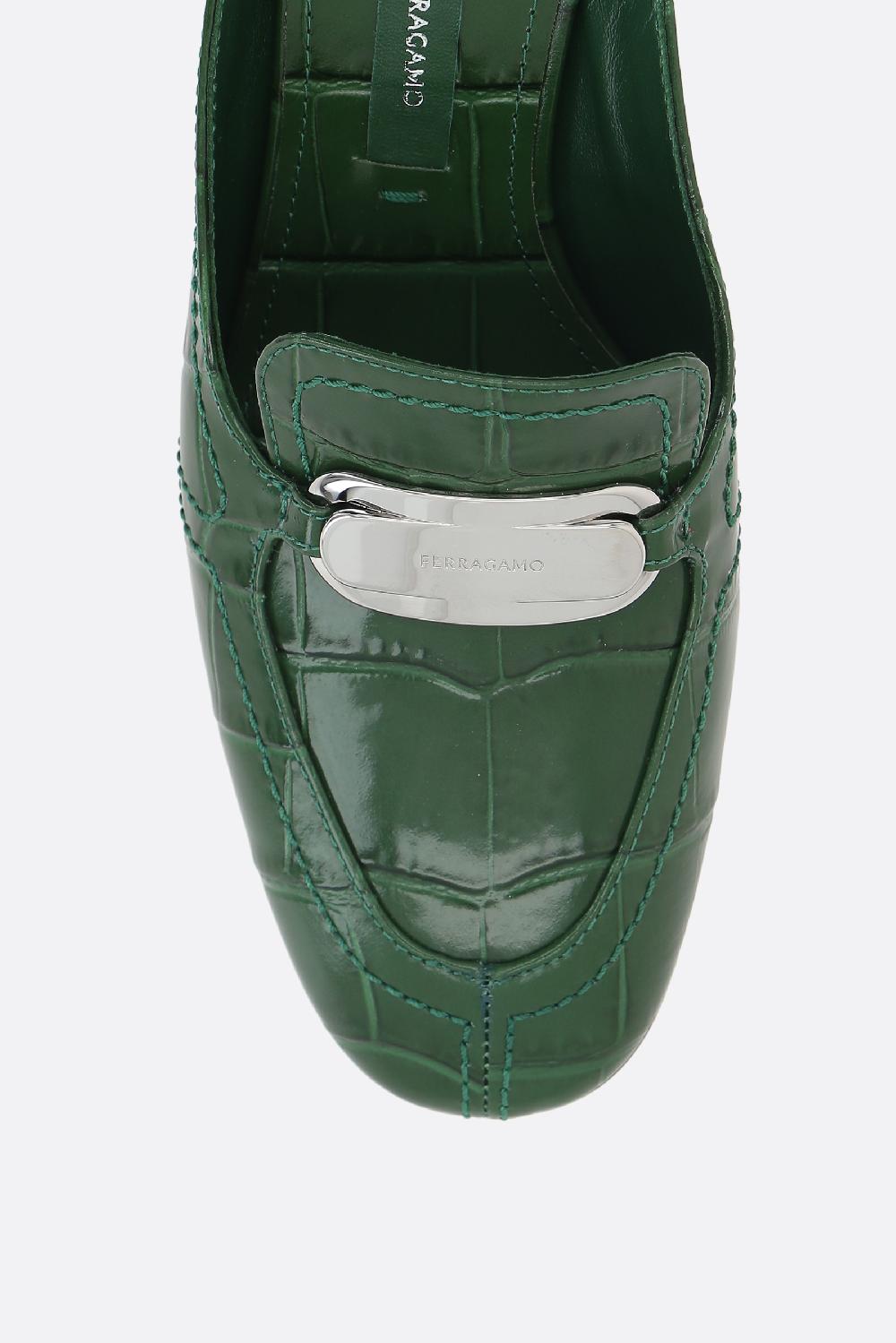 FERRAGAMO mule Elodye in pelle stampa coccodrillo Solo un giorno rimasto
