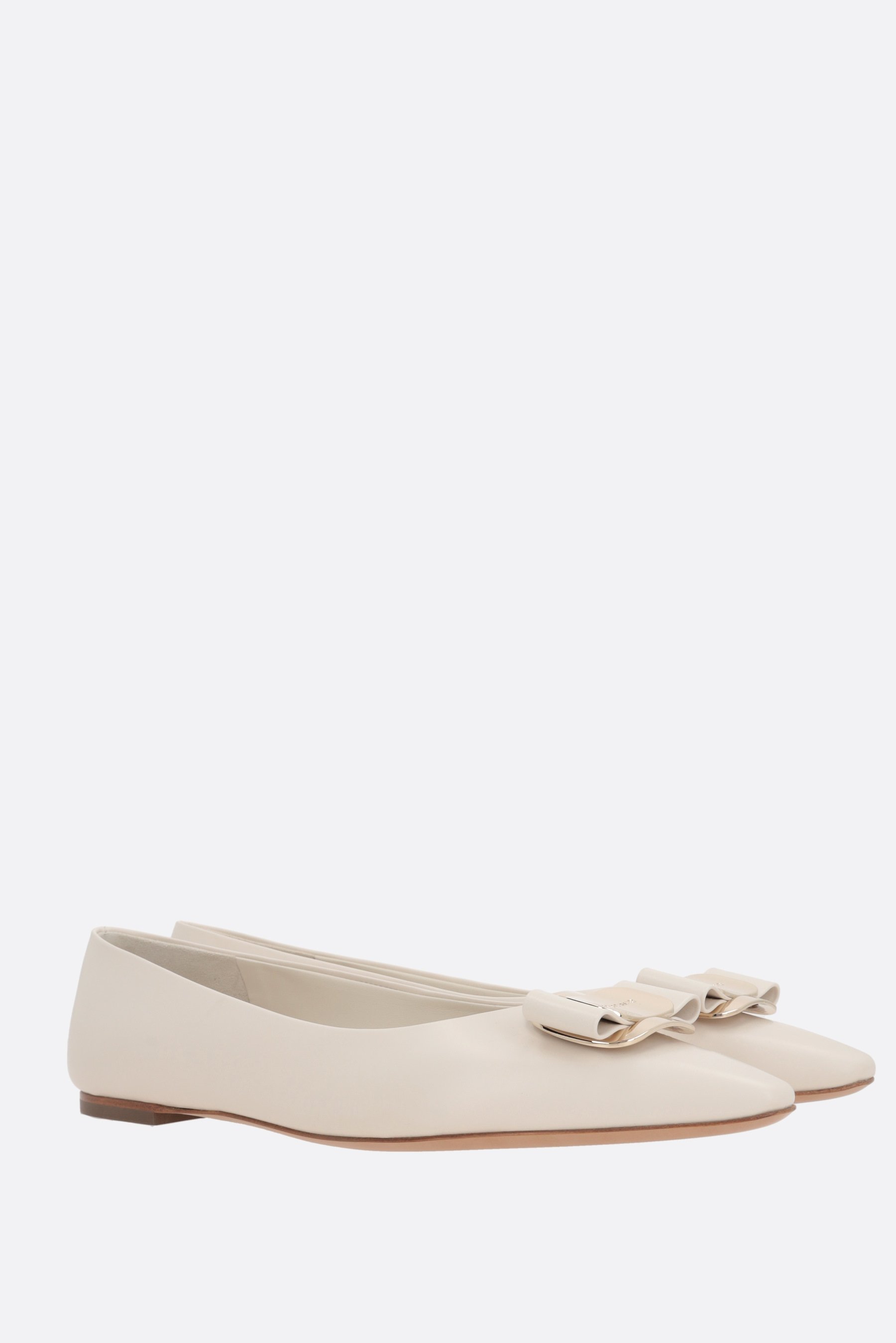 FERRAGAMO ballerina Zea in nappa Nuovo