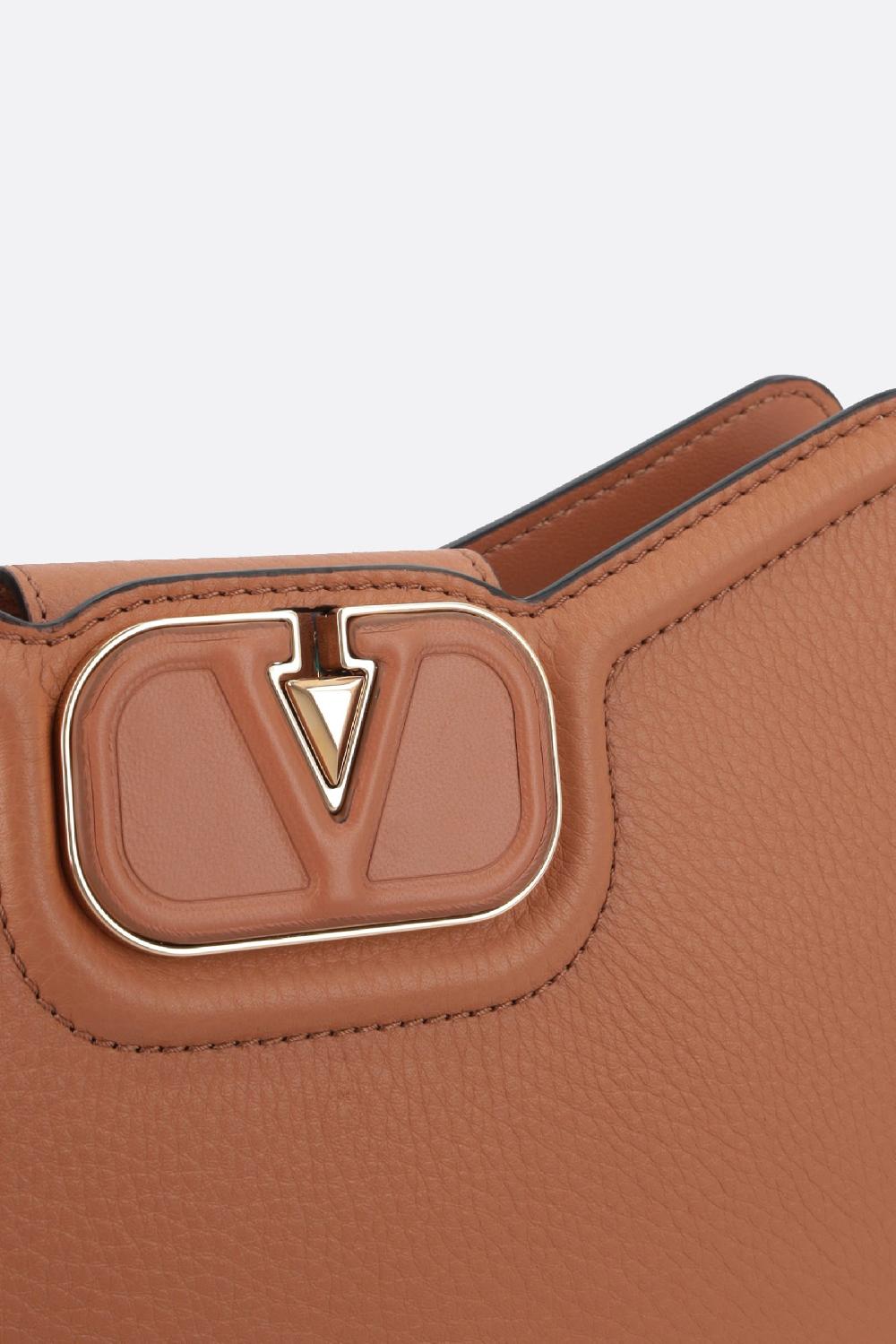 VALENTINO GARAVANI borsa a tracolla Vlogo Leather in pelle martellata Spedizione Gratuita