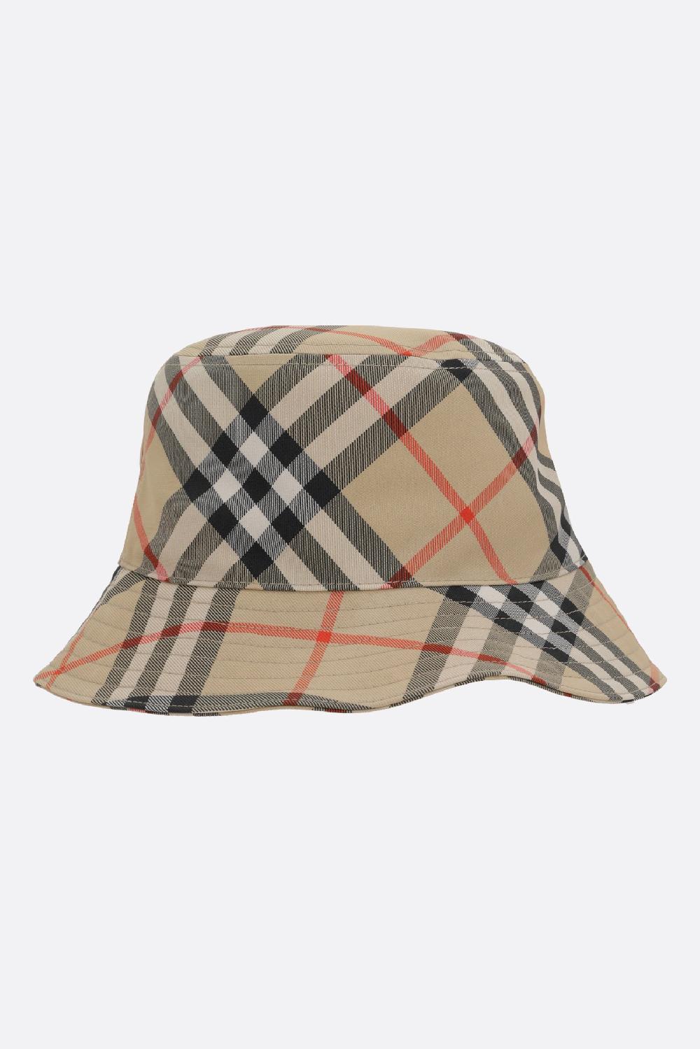 BURBERRY cloche in nylon stampa Check Fino al 65% di sconto