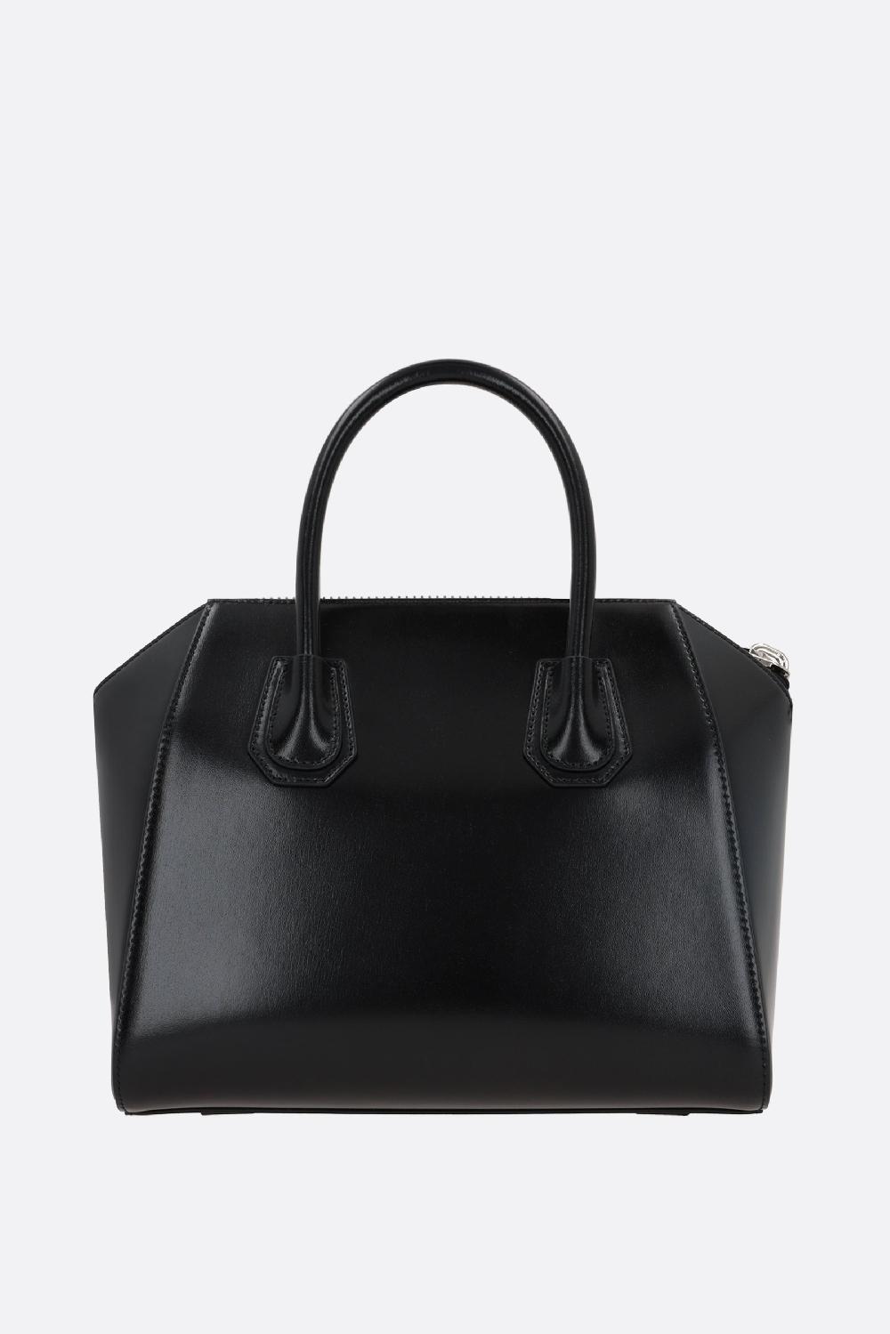 GIVENCHY borsa a mano Antigona small in pelle Box Enormi sconti
