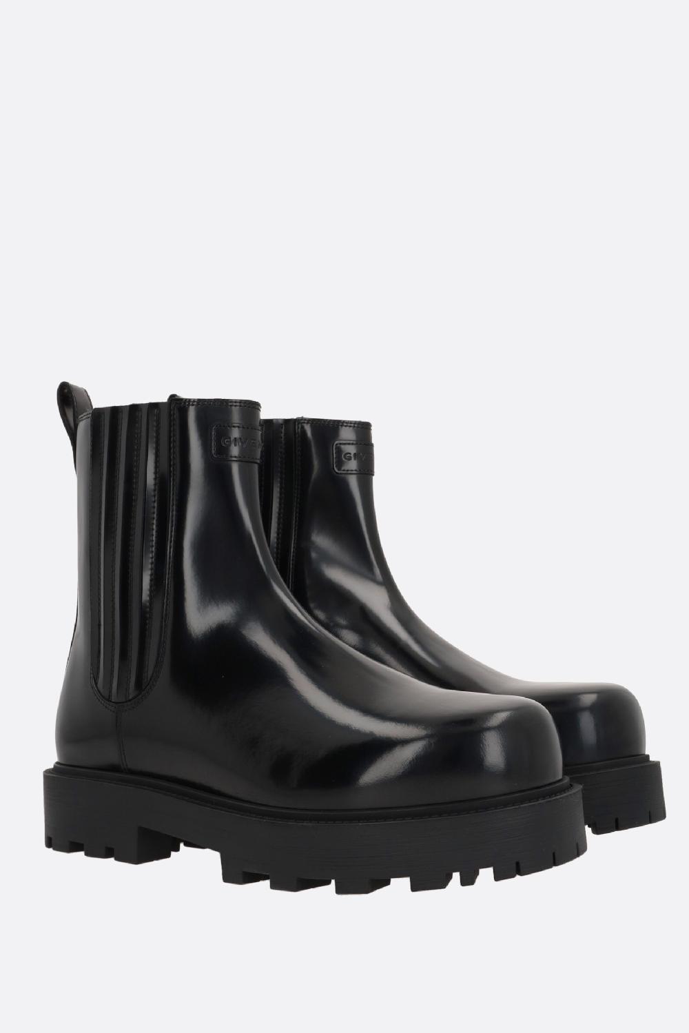 GIVENCHY stivaletto chelsea Show in pelle lucida Ultimi due giorni