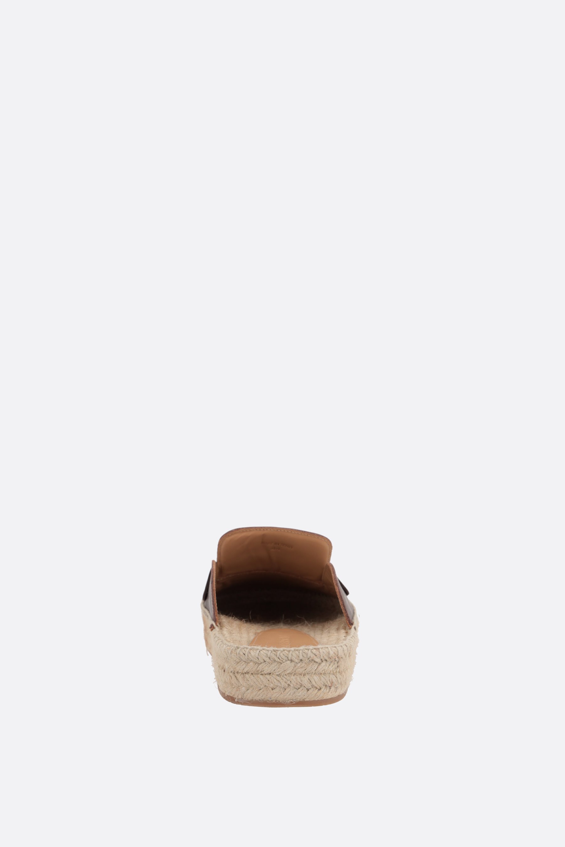 JW ANDERSON mule flatform in pelle liscia Sconto