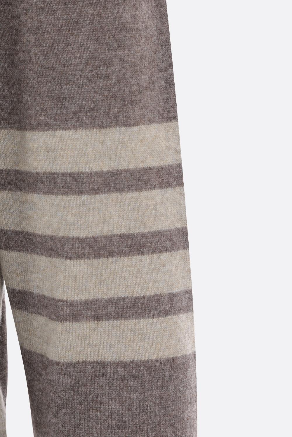 THOM BROWNE pullover 4bar in cashmere Promozione temporanea