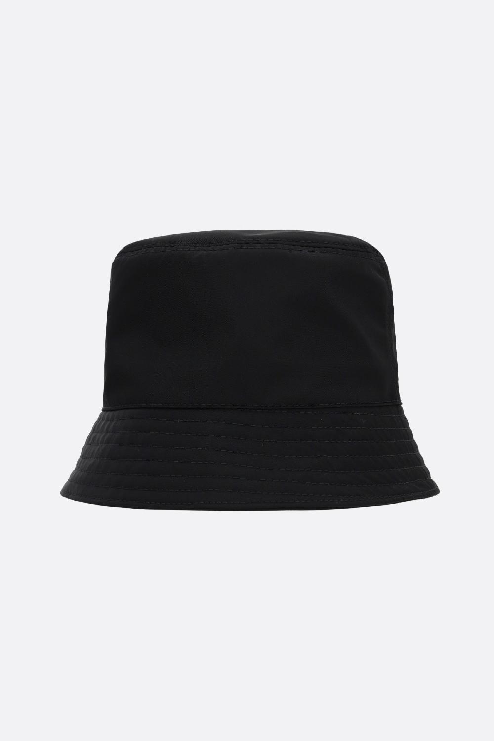 PRADA cloche in Re-nylon Vendita