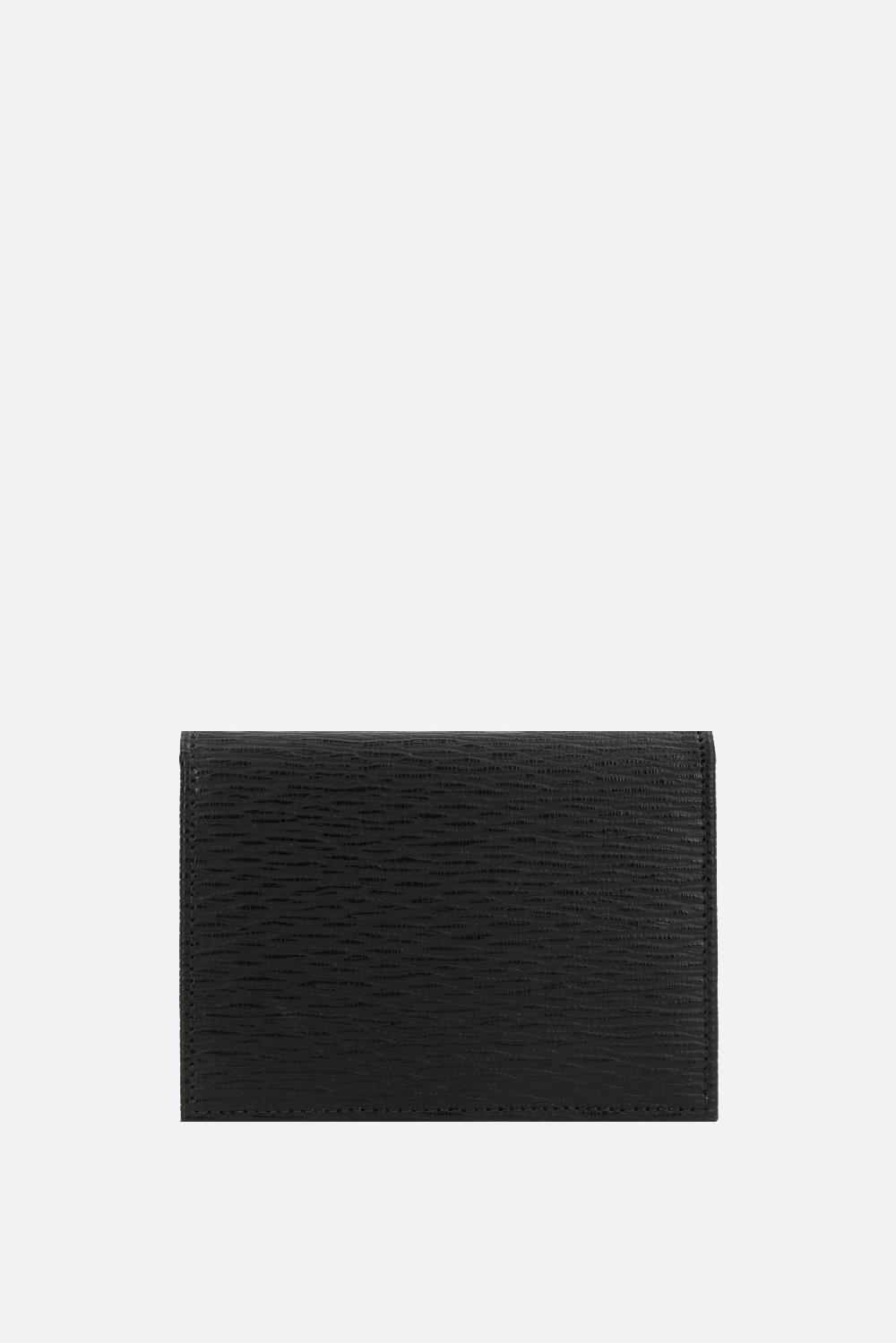 FERRAGAMO porta carte a libro Gancini in pelle texturizzata Promozione temporanea