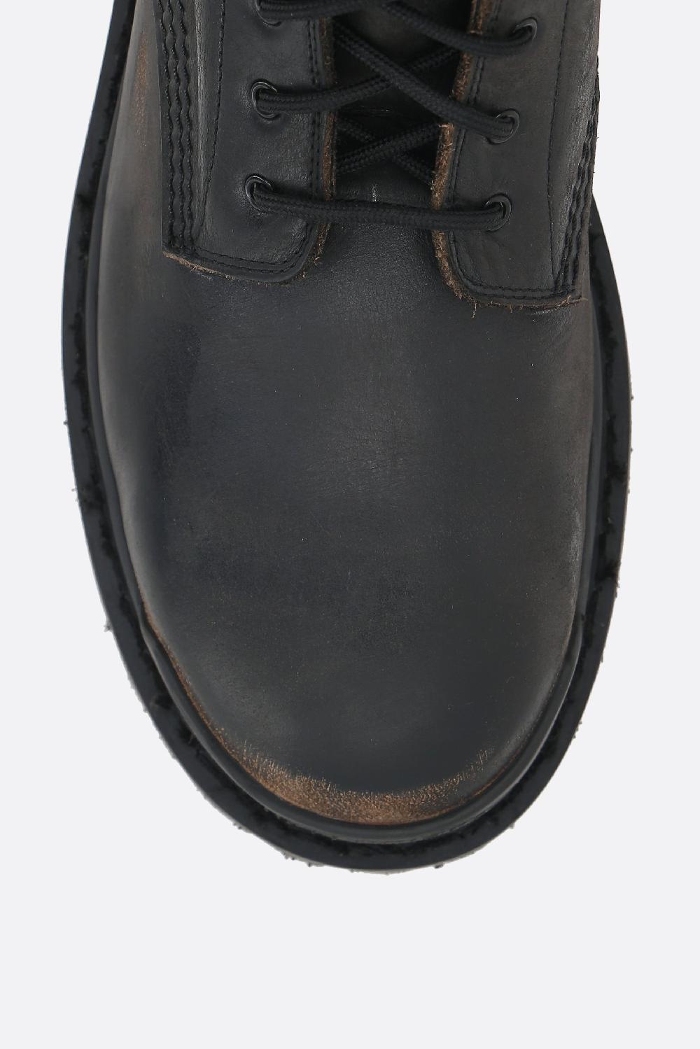 BALENCIAGA anfibio Strike in pelle vintage Fino al 60% di sconto