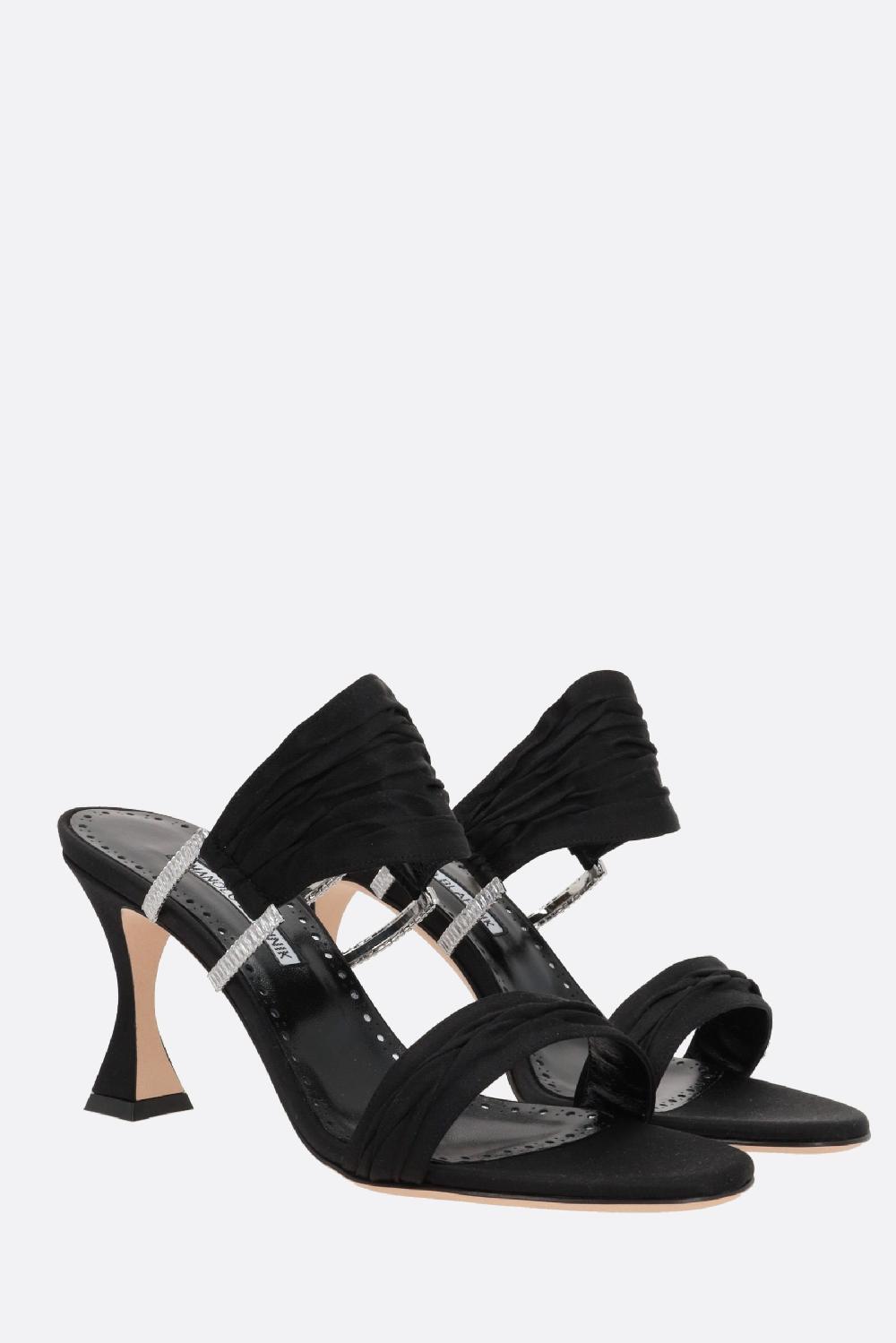 MANOLO BLAHNIK sandalo mule Chinap in raso Saldi