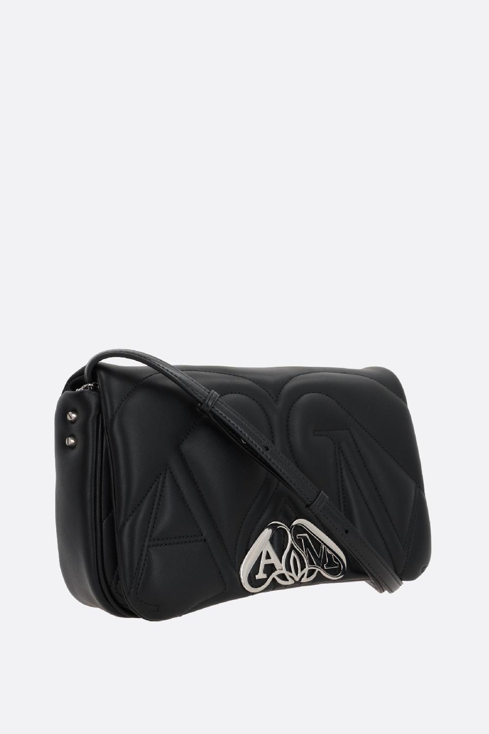 ALEXANDER McQUEEN borsa a spalla Seal small in nappa matelassé Smaltimento dello stoccaggio