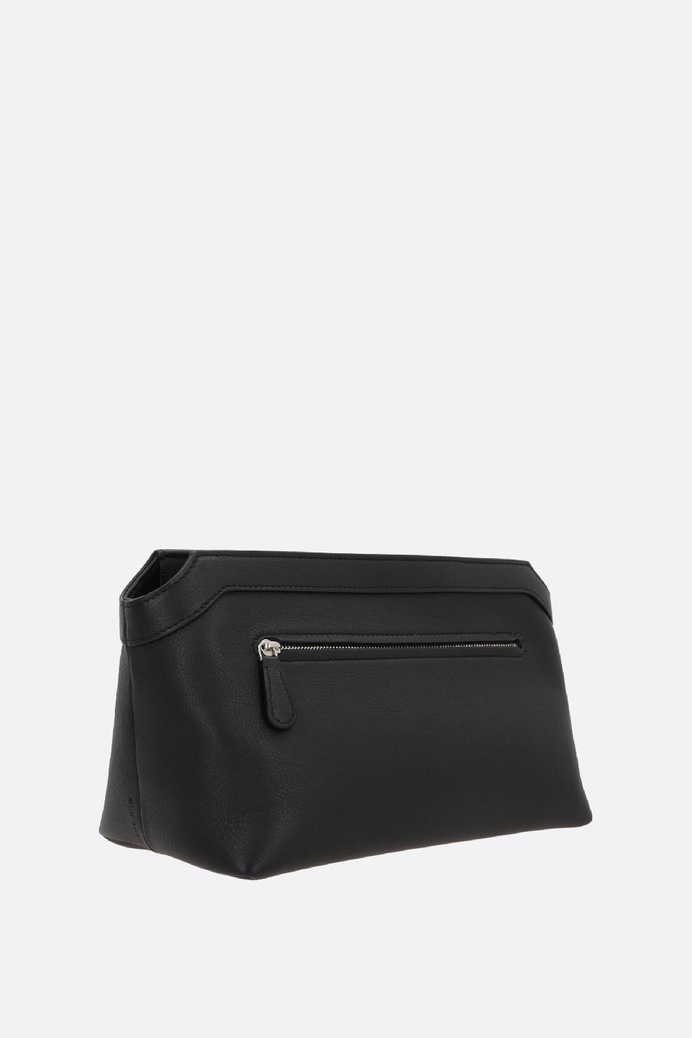 THE ROW pouch Terrasse in pelle martellata Rilascio limitato