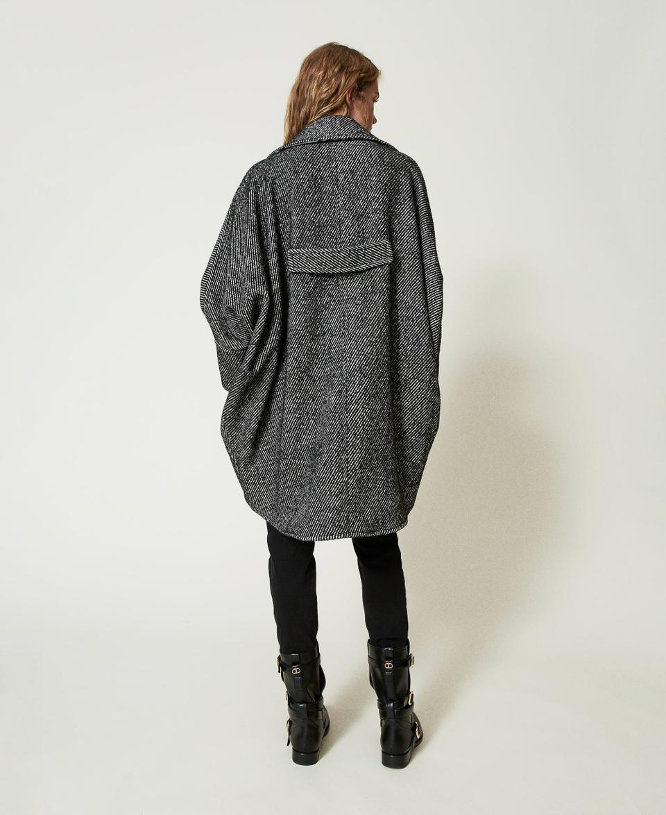 Twin Set Cappotto corto in panno bicolor Liquidazione
