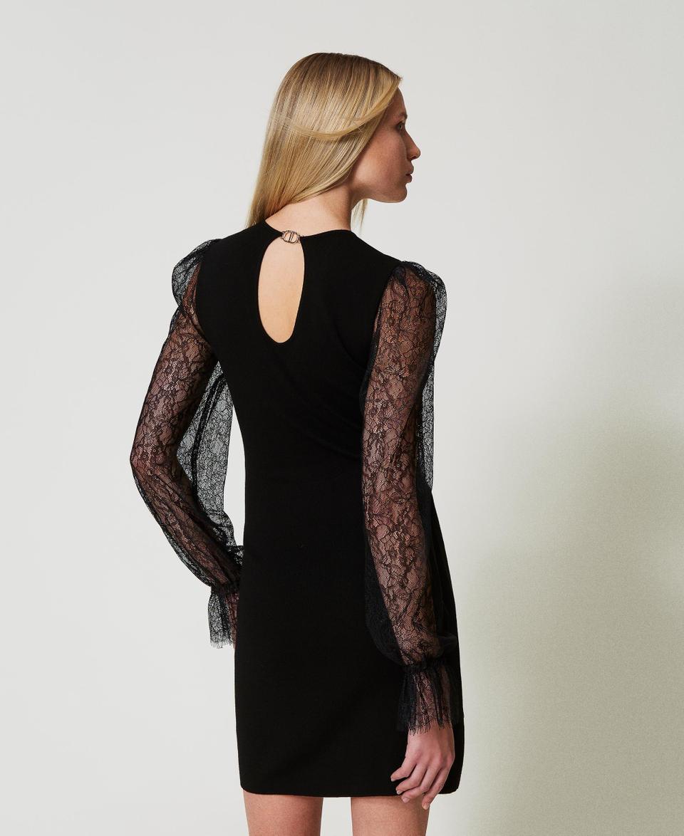 Twin Set Abito corto in maglia con pizzo In Linea