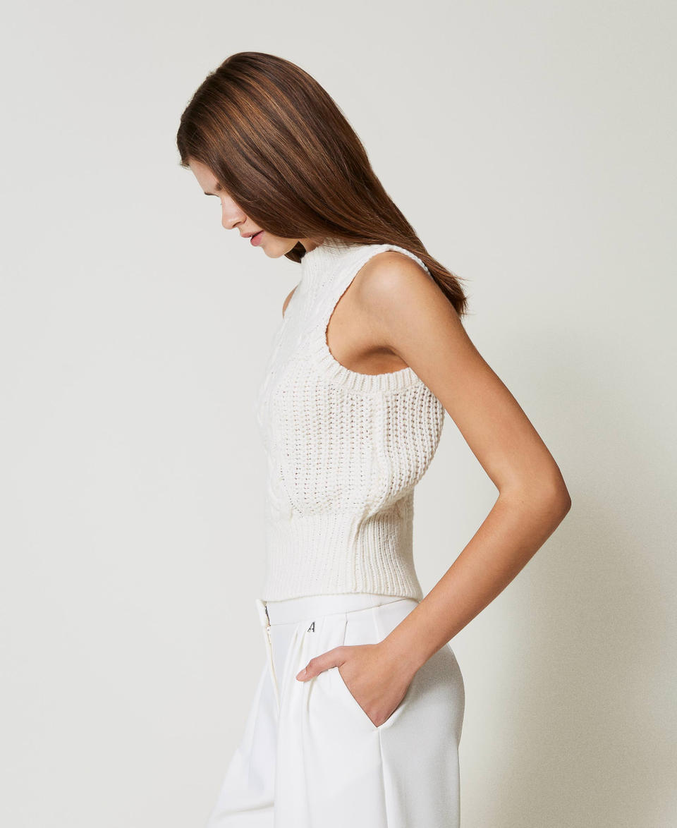Twin Set Top in maglia con coste e trecce 2025