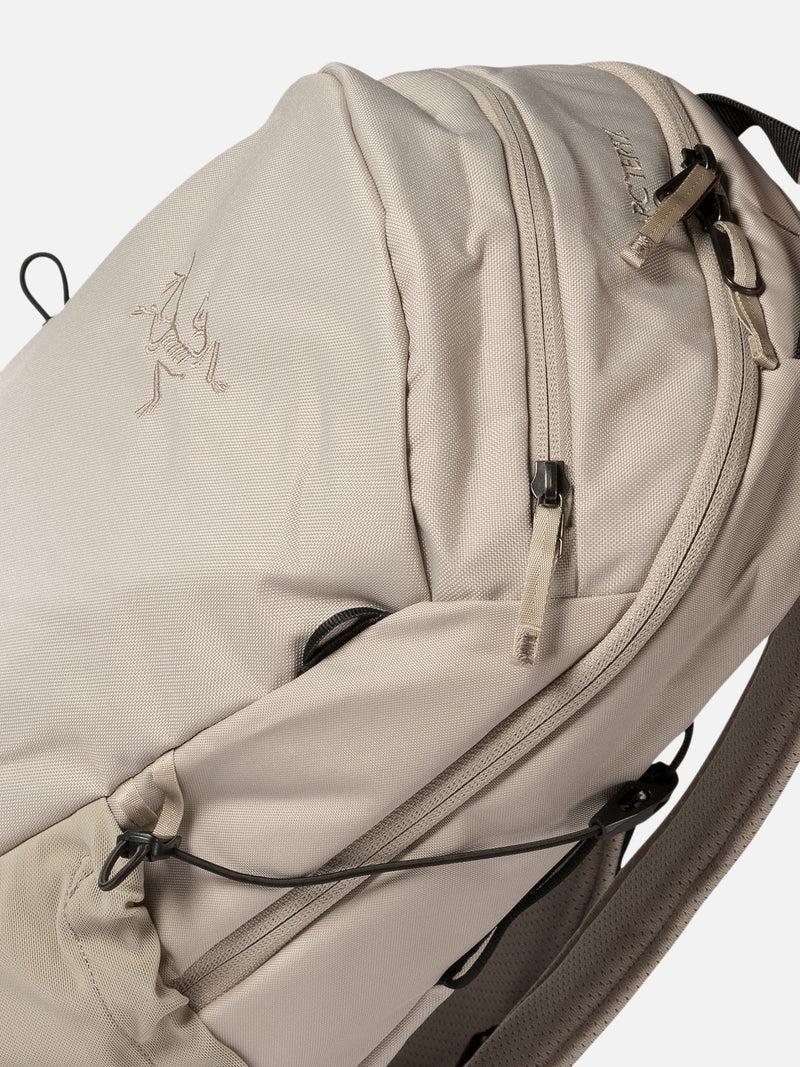 Vietti Arc'teryx Zaino "Mantis 16" Smaltimento dello stoccaggio