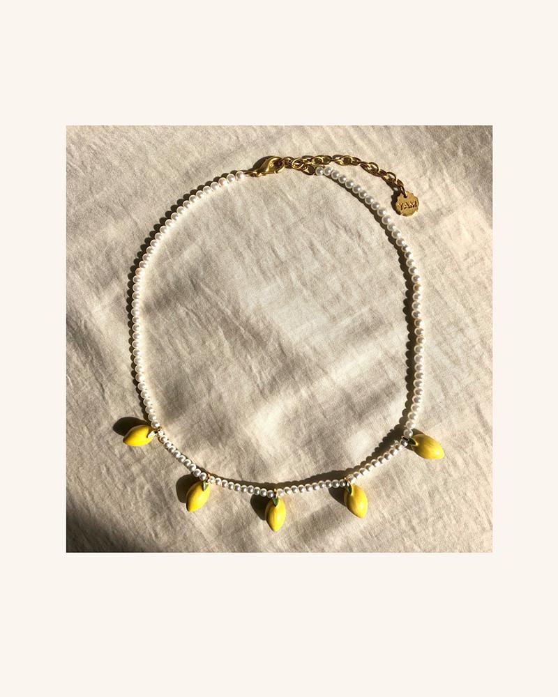 Y'am Capri Pearl necklace with pendants lemons Hotsell