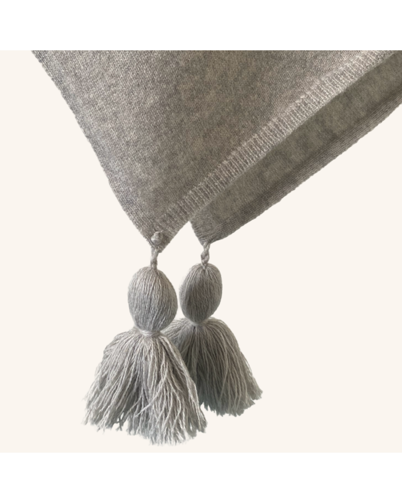 Y'am Capri Poncho Capri Cashmere merino wool and silk Moda