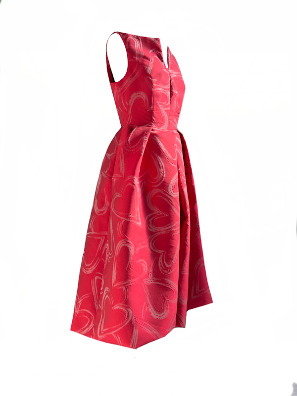 ﻿Simone MarulliValentine’s Dress